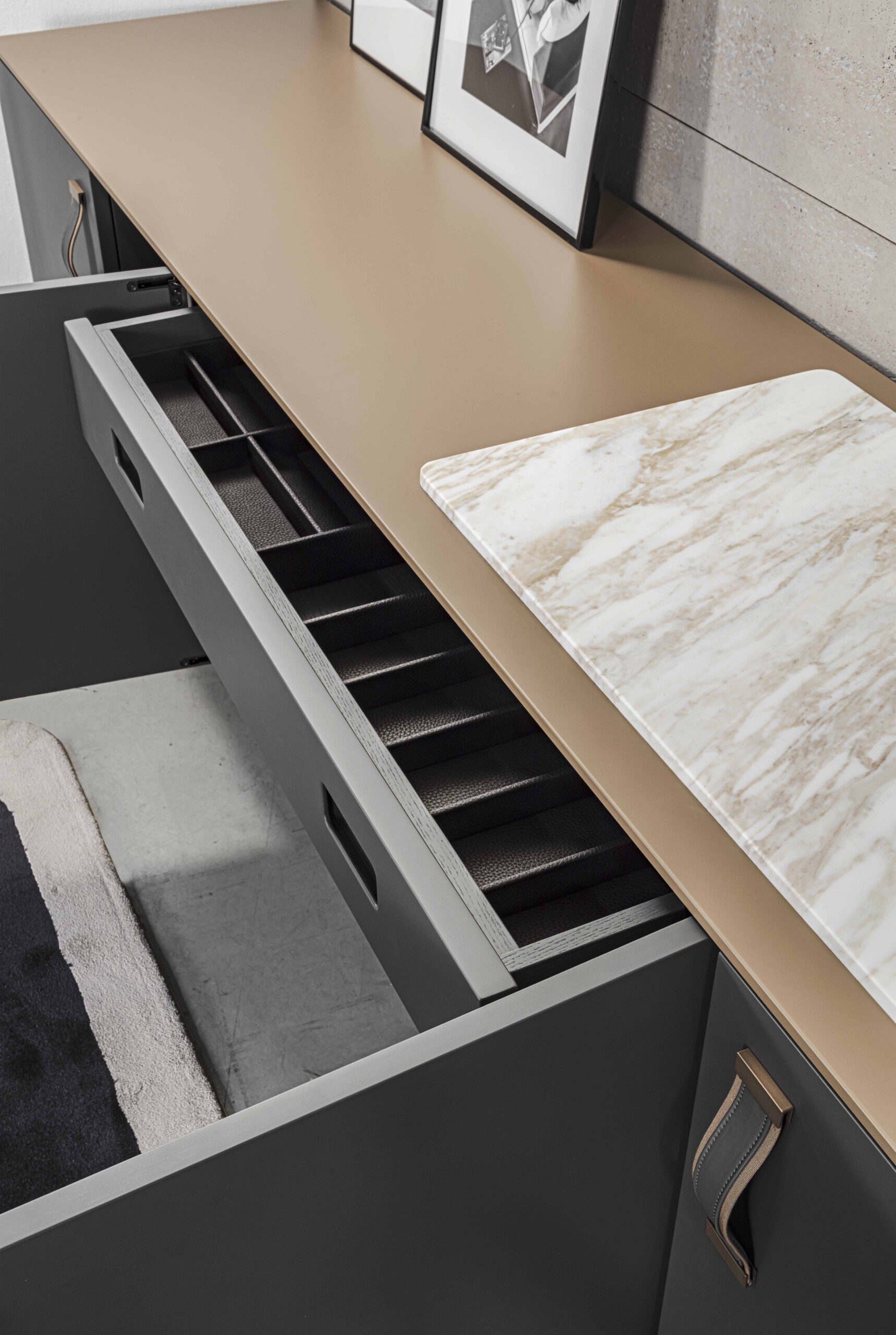 Gaeta Sideboard