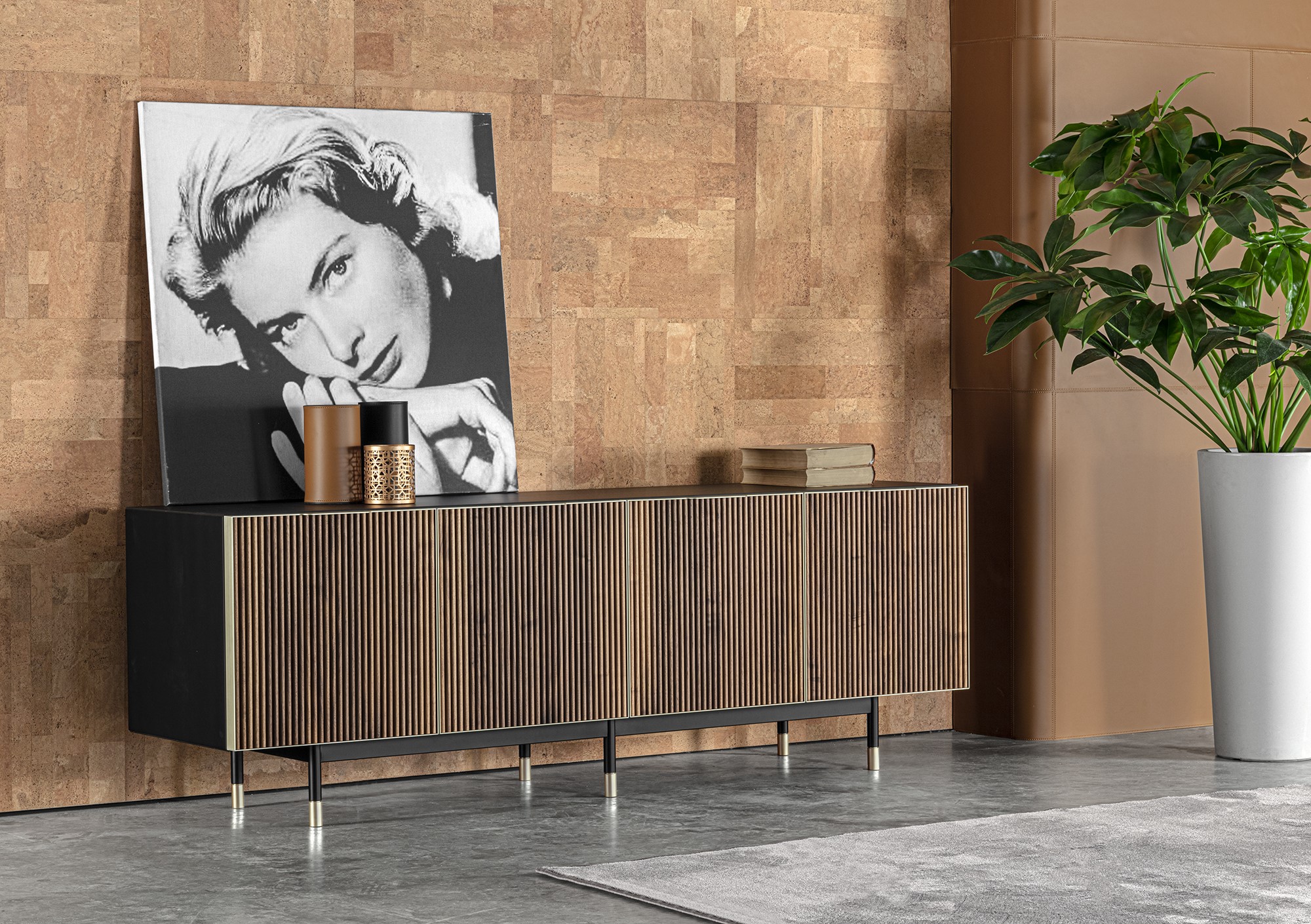 Garda Sideboard