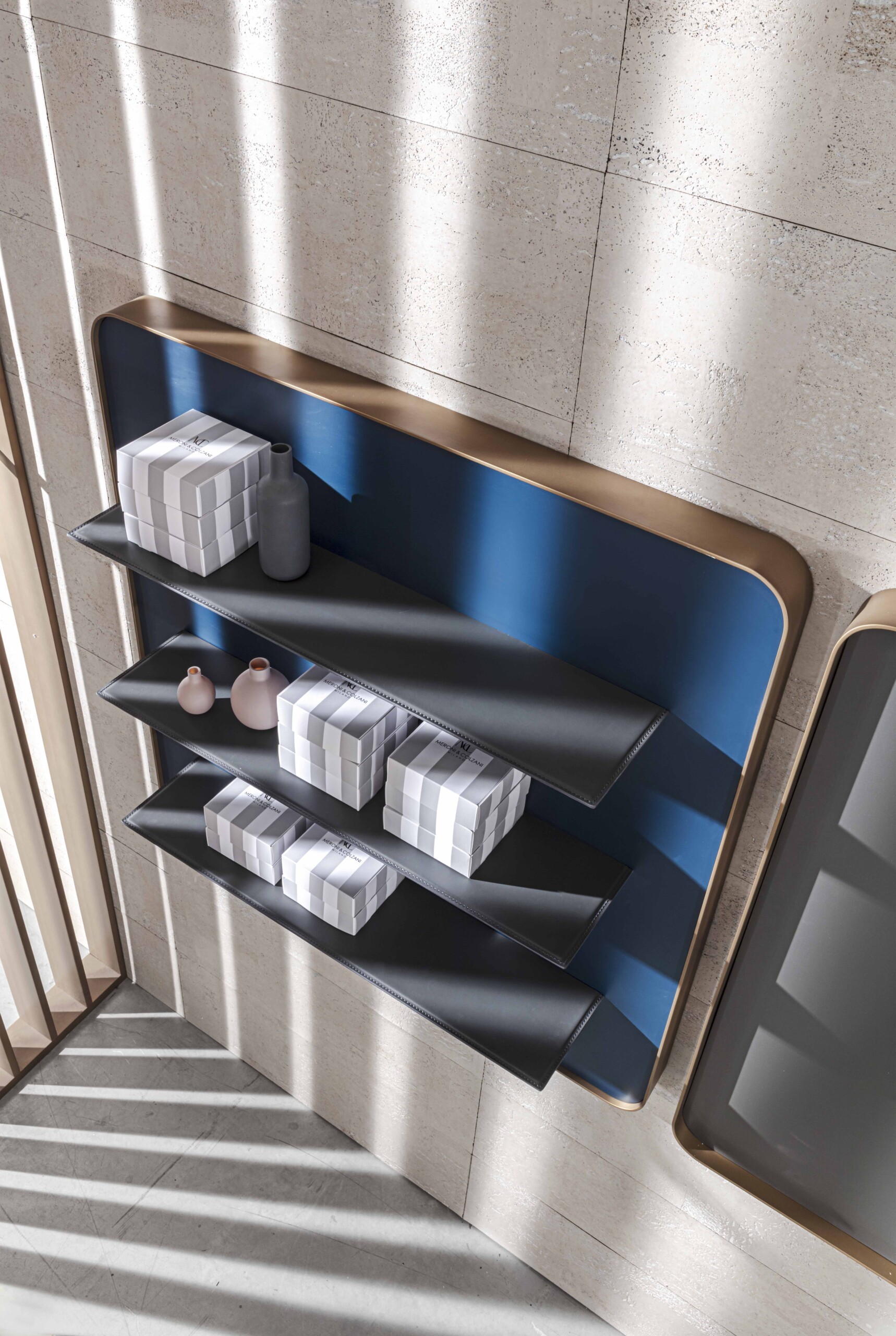 Levante Wall System