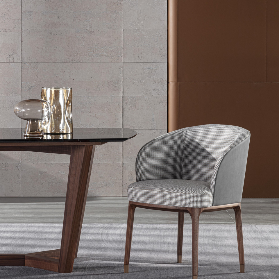 Lungotevere Arm Chair