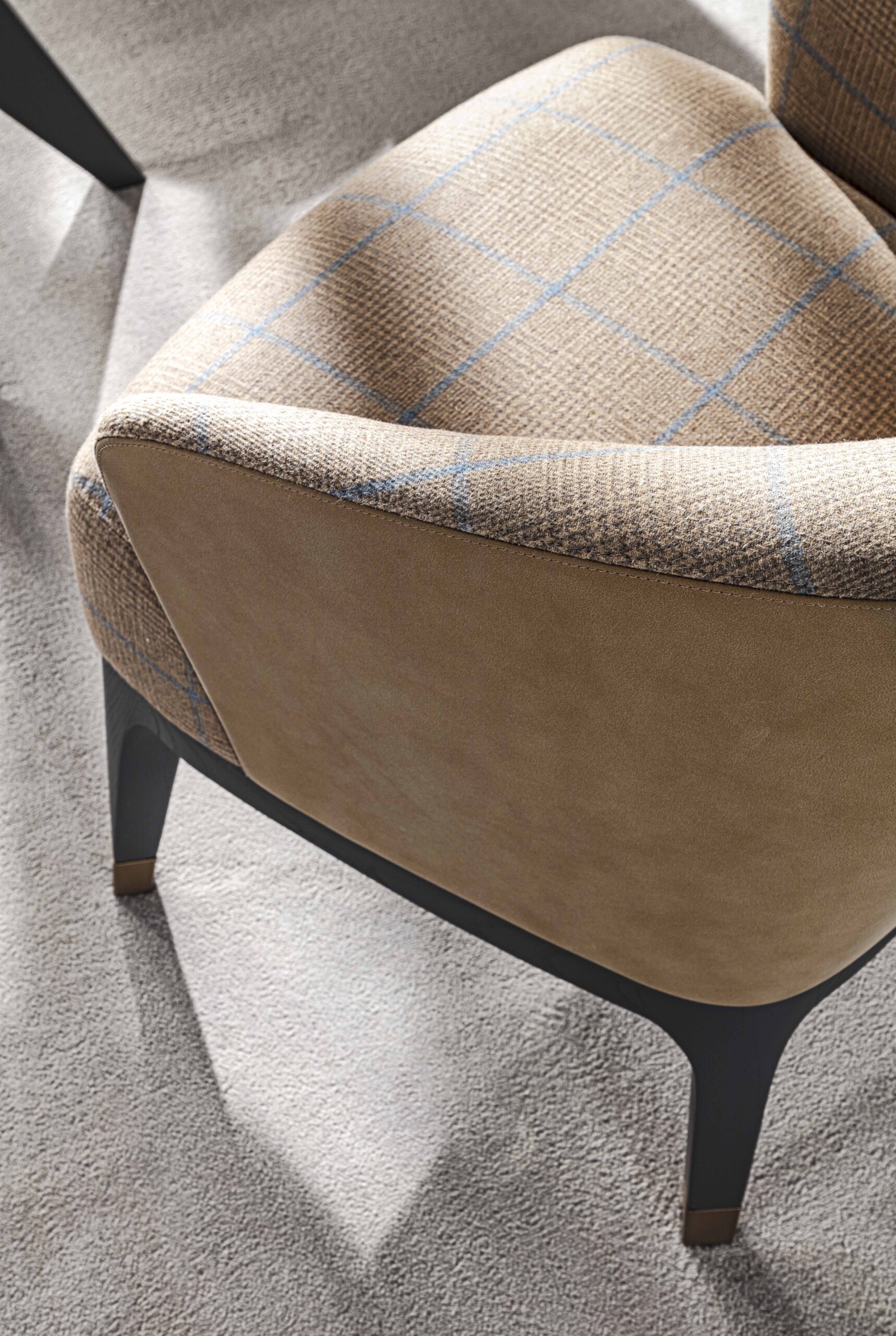 Lungotevere Lounge Armchair