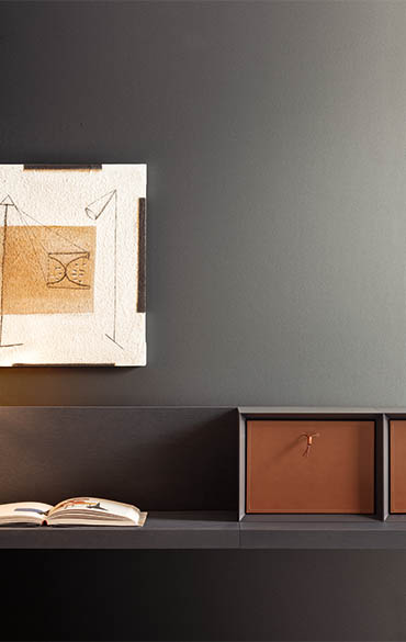 Elle Console