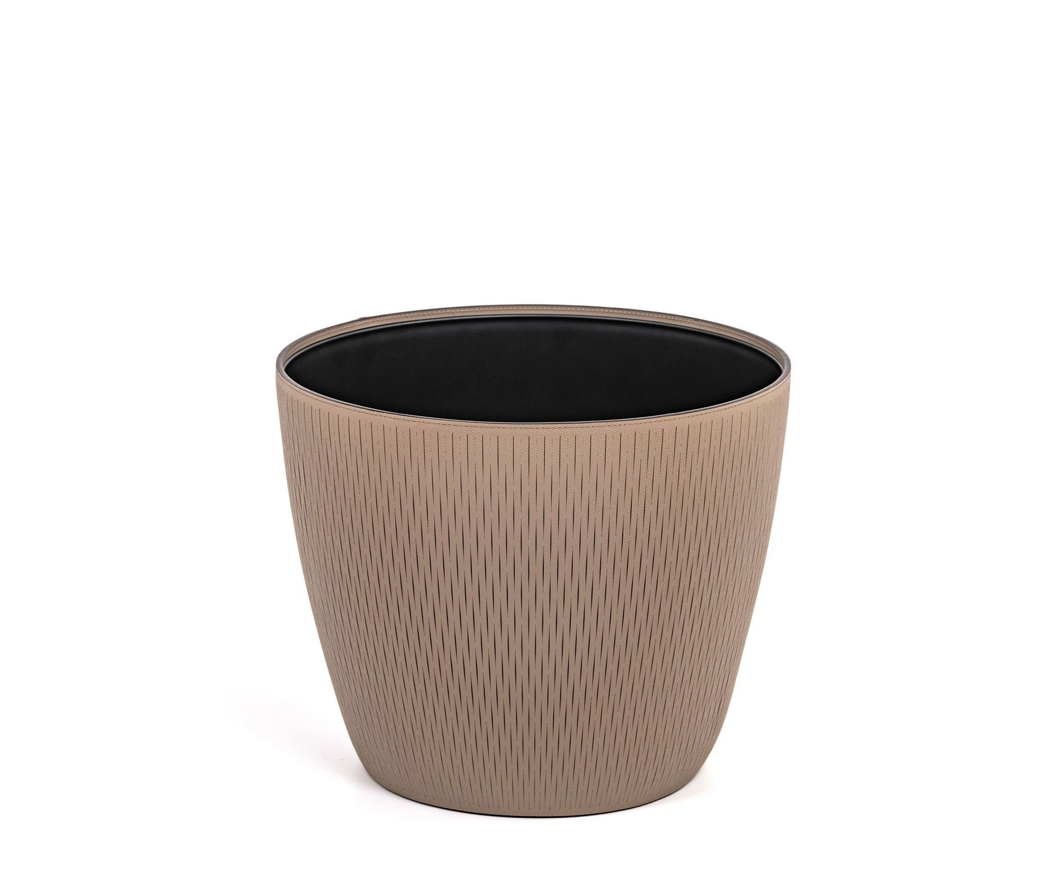 Silvy Flower Pot