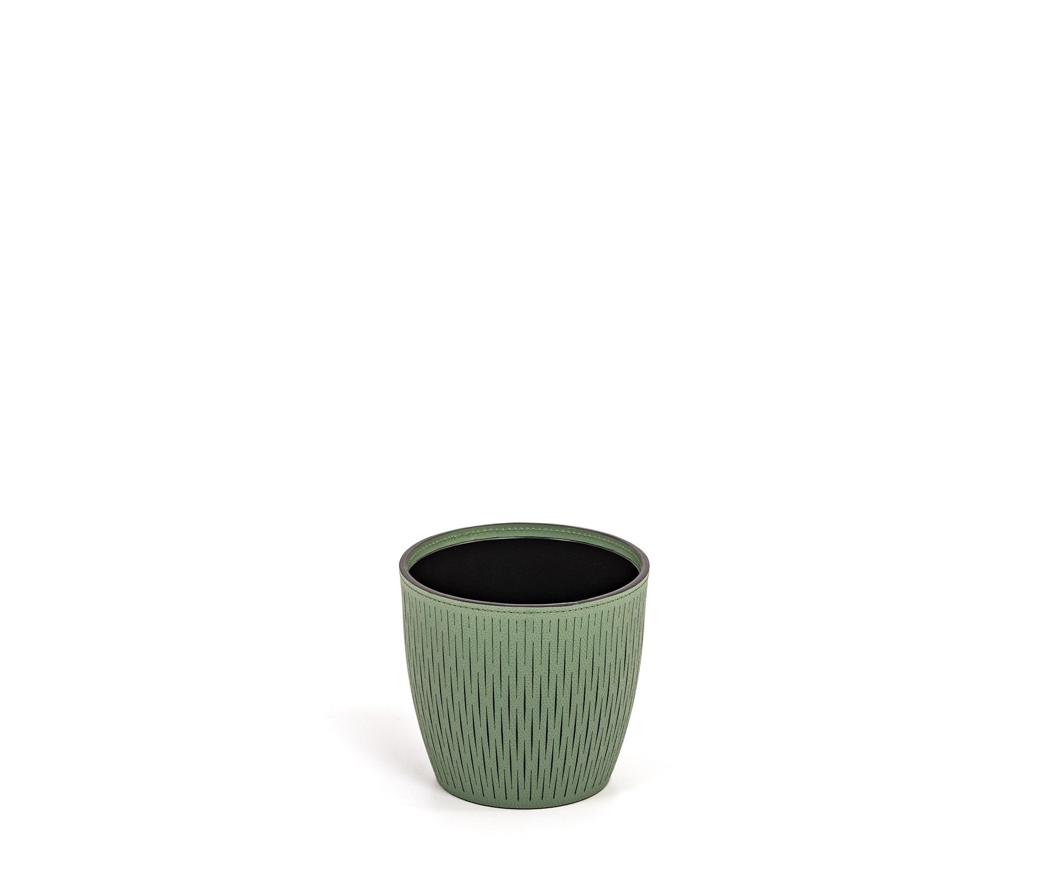 Silvy Vase