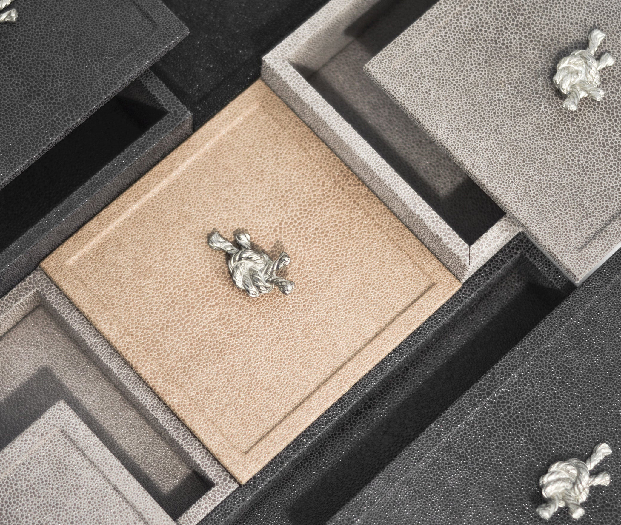 Thalia Square Box
