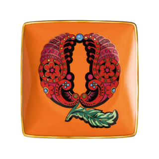Versace Holiday Alphabet Q