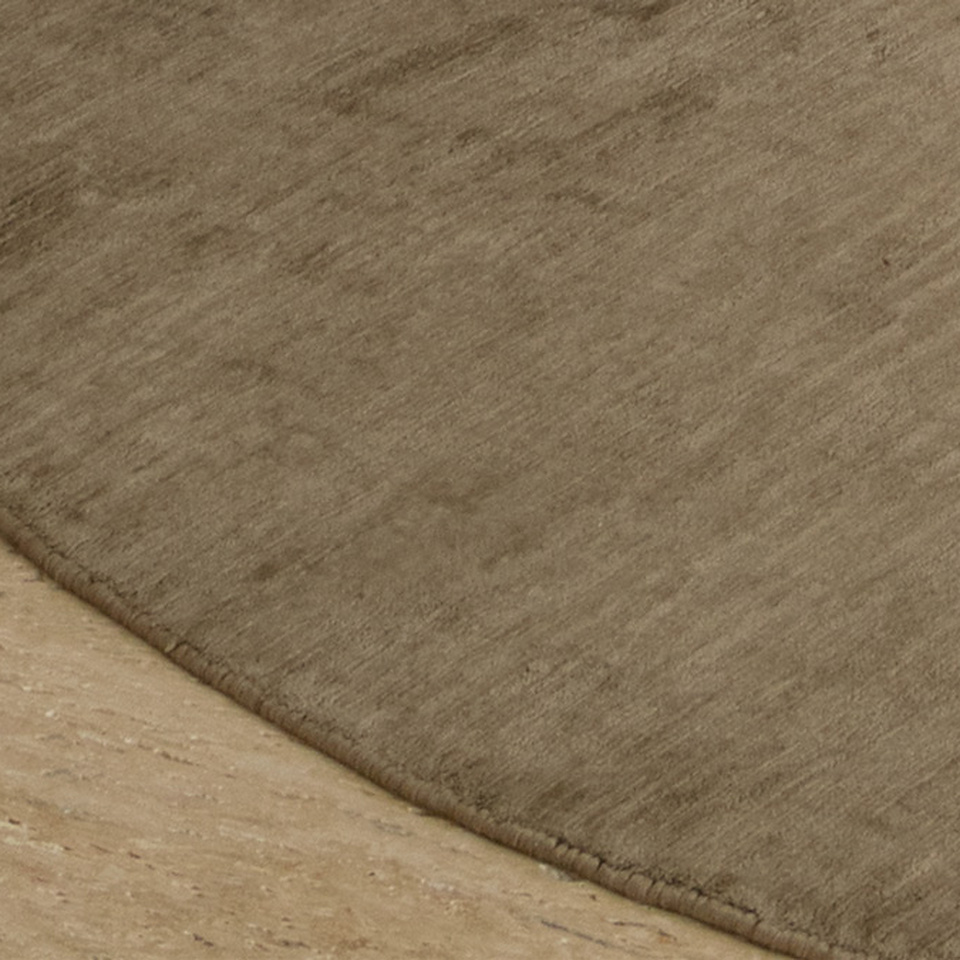 Line Bronze Round