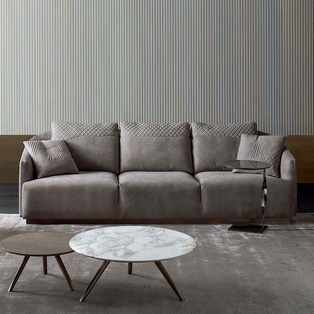 Rugiano Opera Armchair