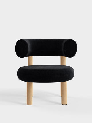 Brushed Natural Wood & Black Kvadrat Gentle Velvet / Kvadrat Gentle - Black (0193)