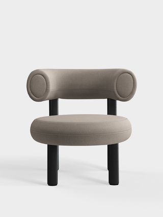 Black Wood & Grey Kvadrat Hero 2 Wool / Kvadrat Hero 2 - Grey (0212)