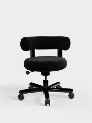 Black Kvadrat Gentle Velvet / Polished Black Steel / Kvadrat Gentle - Black (0193)
