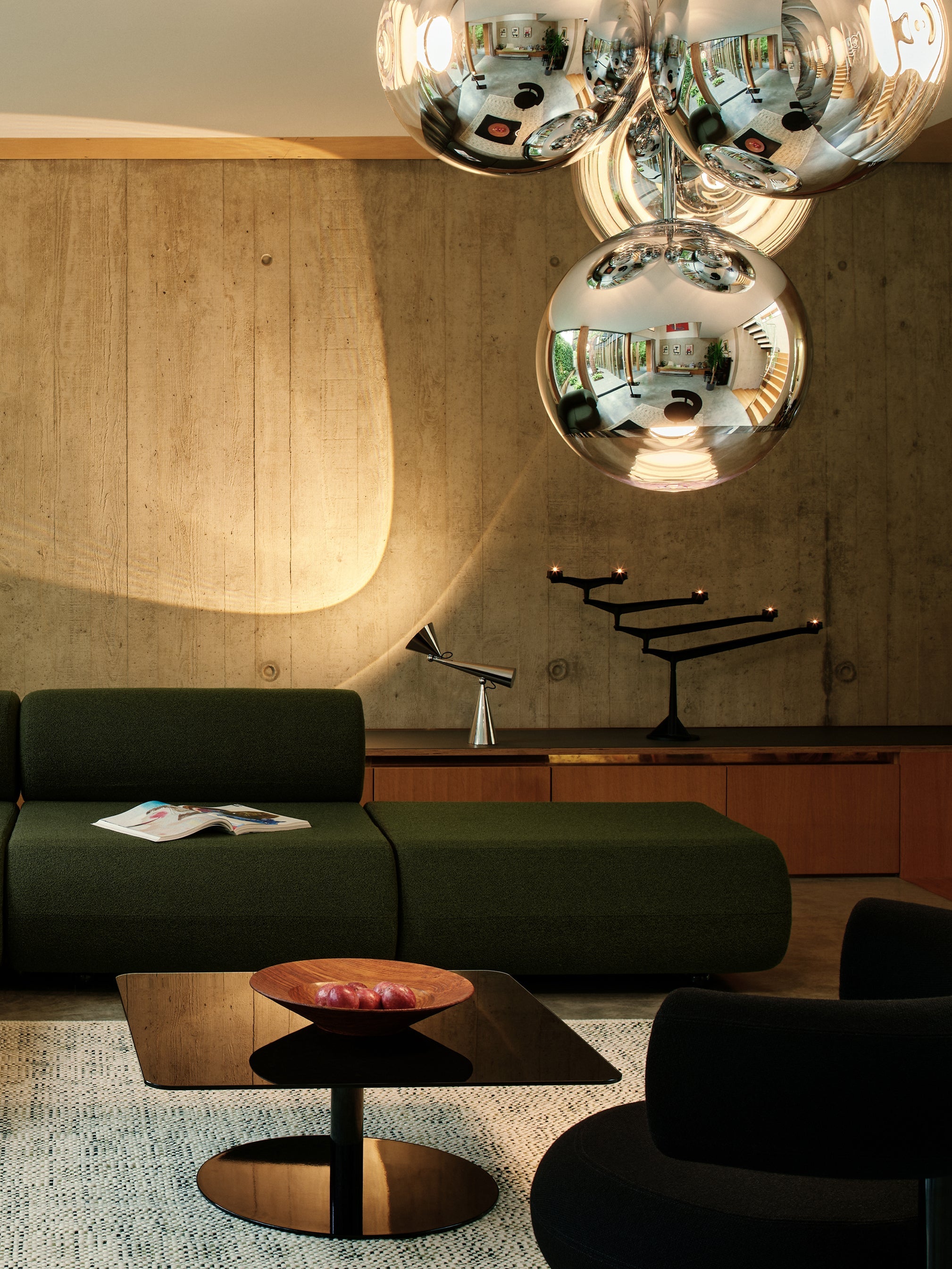 Flash Square Table