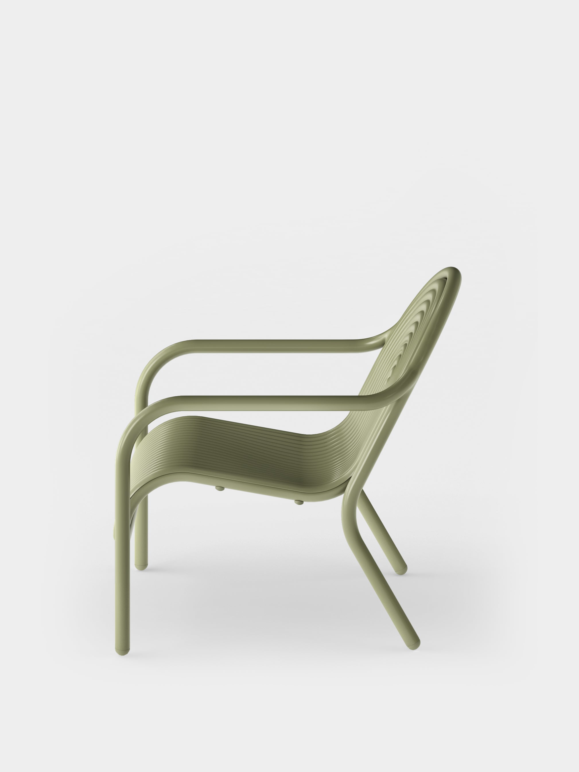 Groove Outdoor Lounge Chair