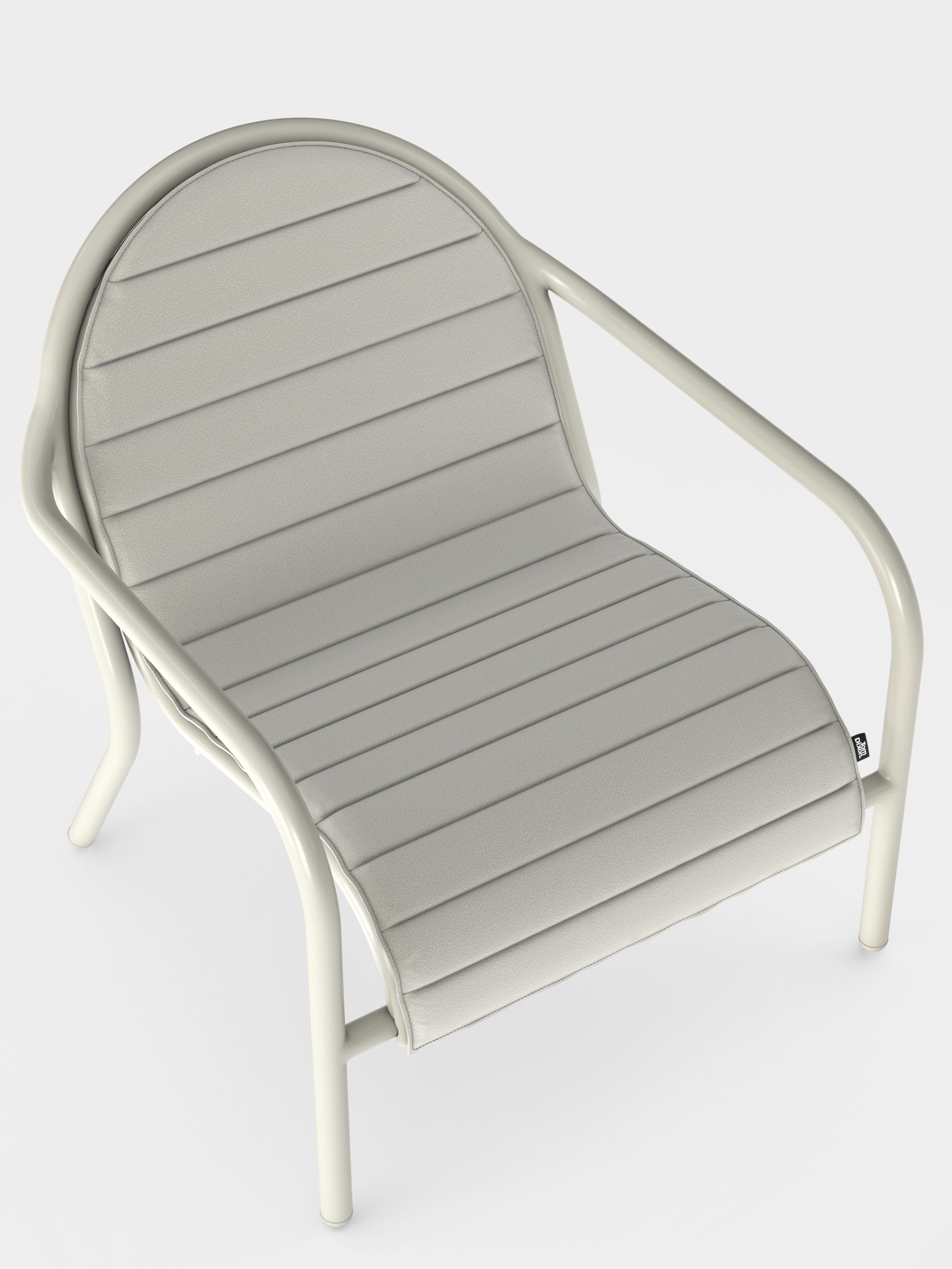 Groove Outdoor Lounge Chair