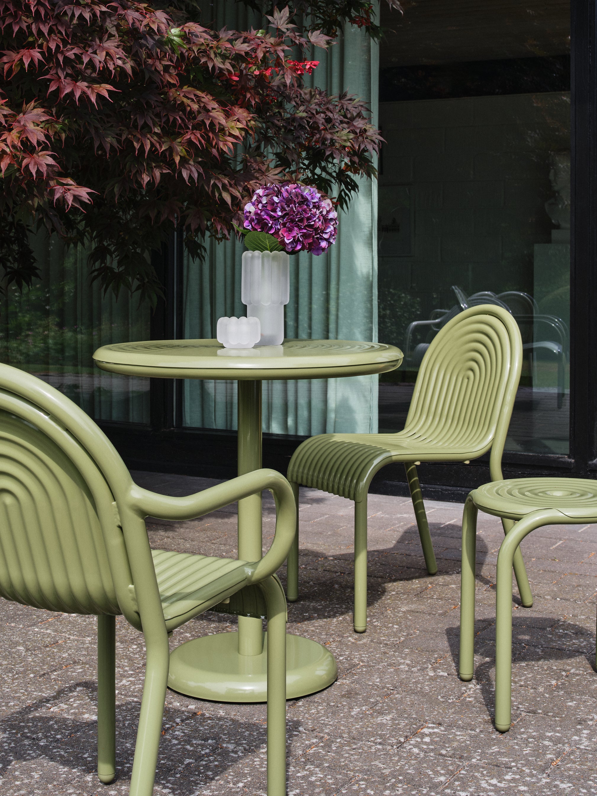 Groove Outdoor Small Round Table