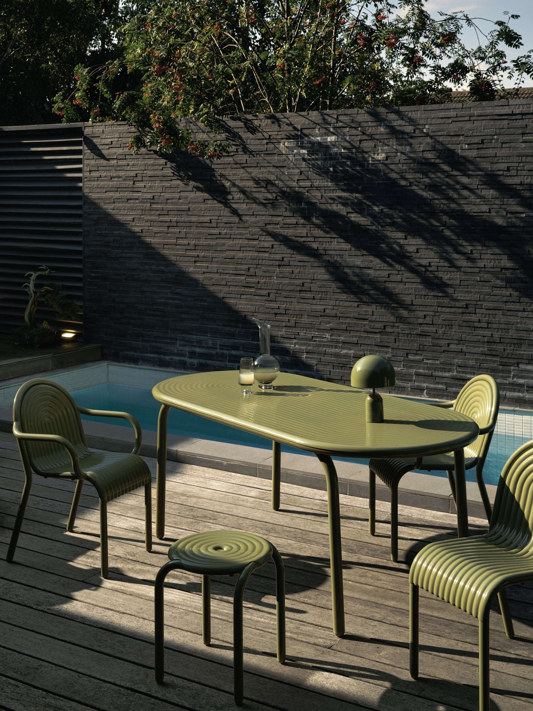 Groove Outdoor Stool