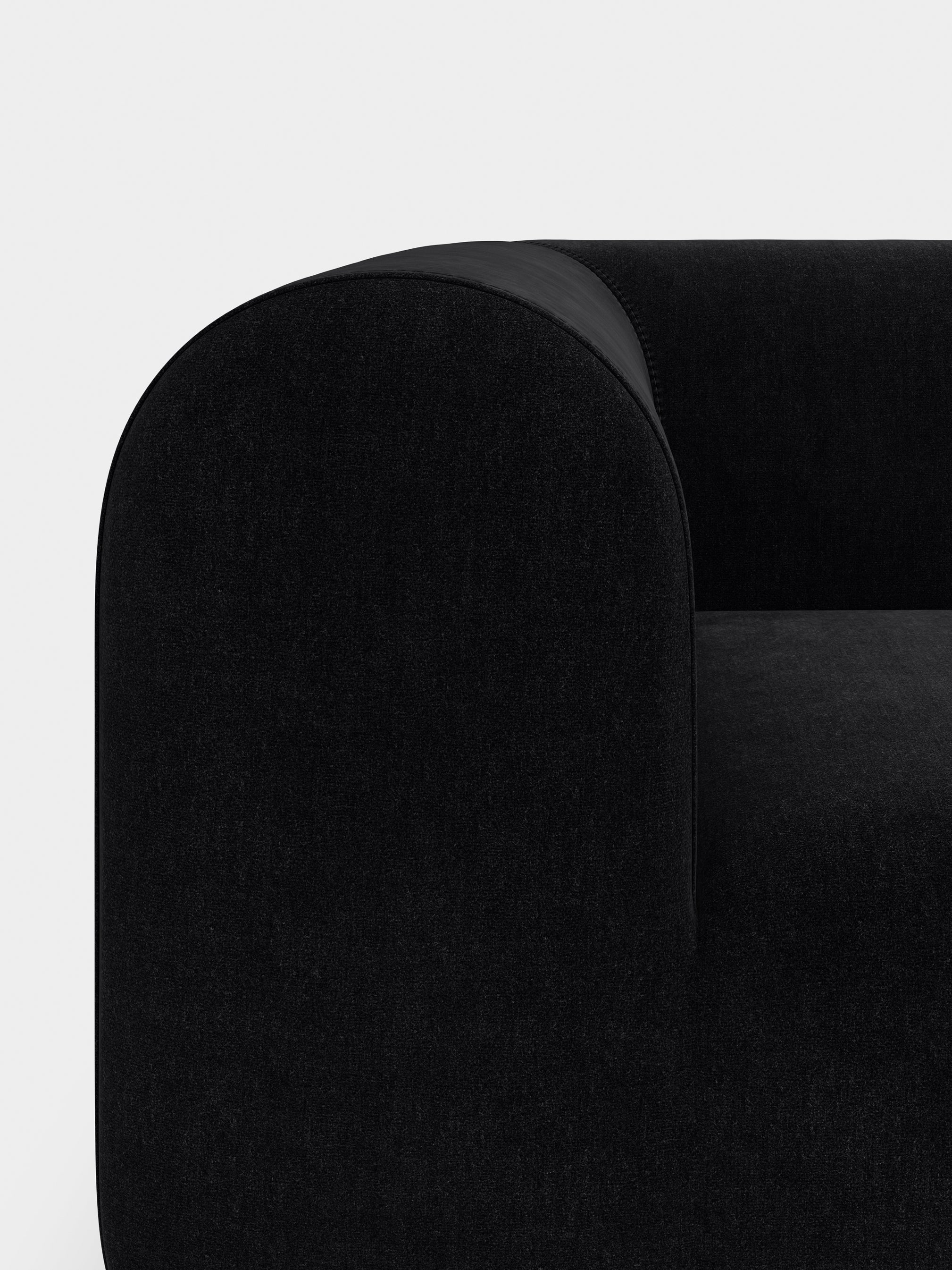 Plump 2.5-Seater Fixed Sofa