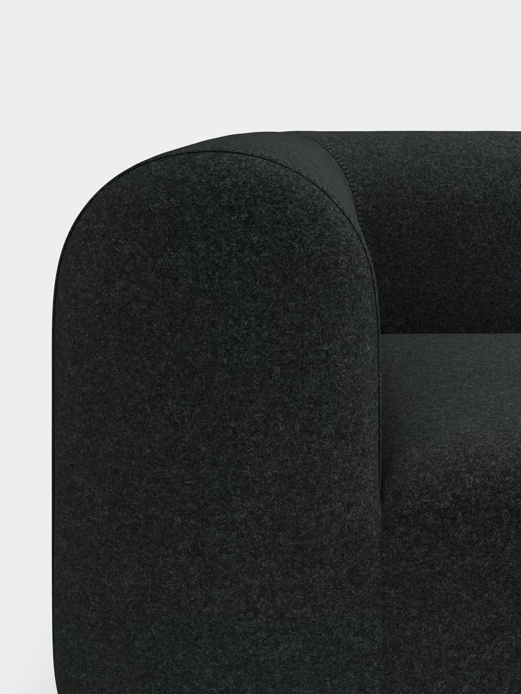 Plump 2.5-Seater Fixed Sofa