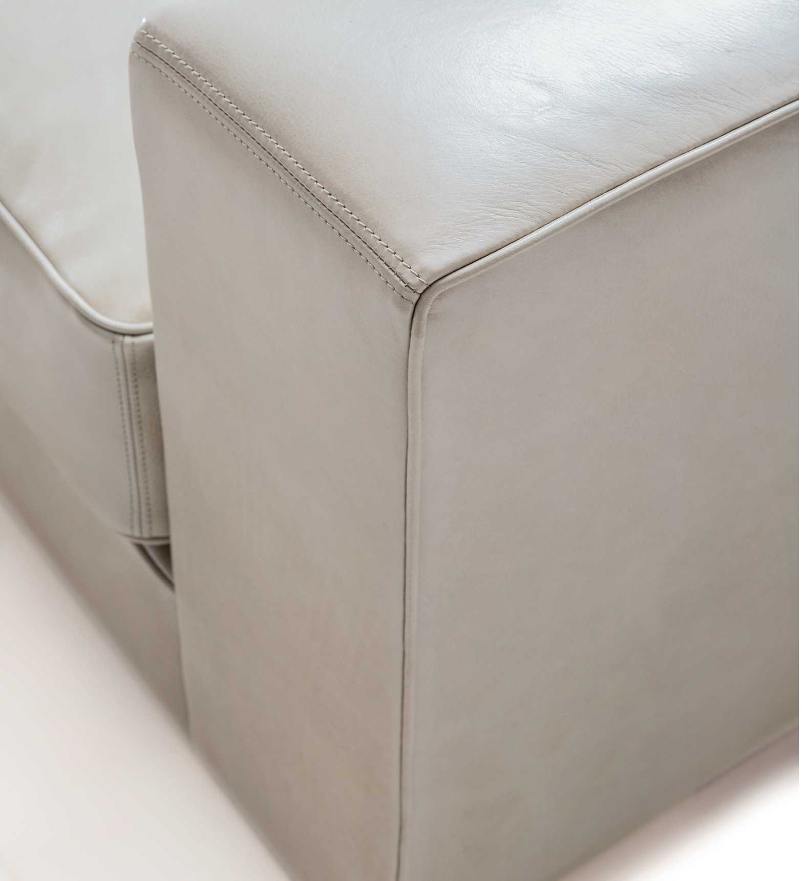 billy sectional