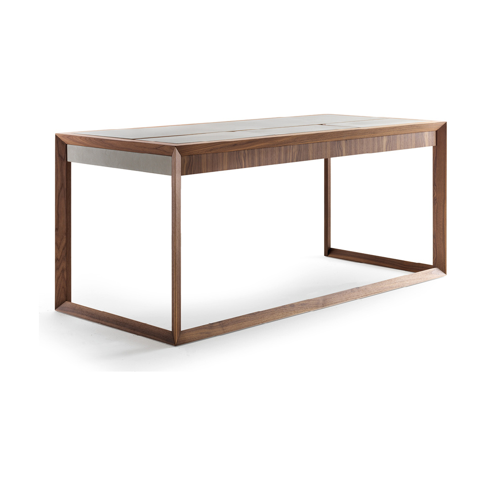 Gill Desk