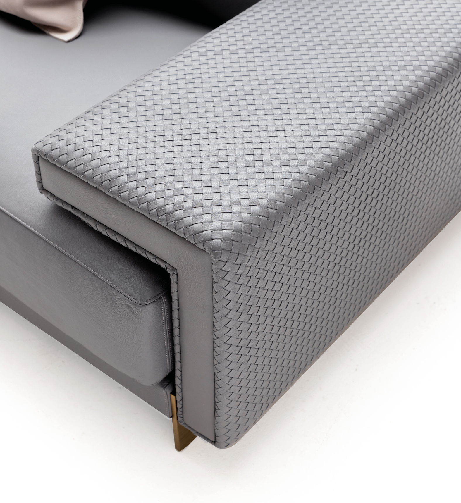 hector sectional