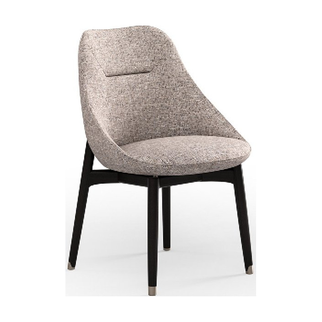 ROYAL S CHAIR