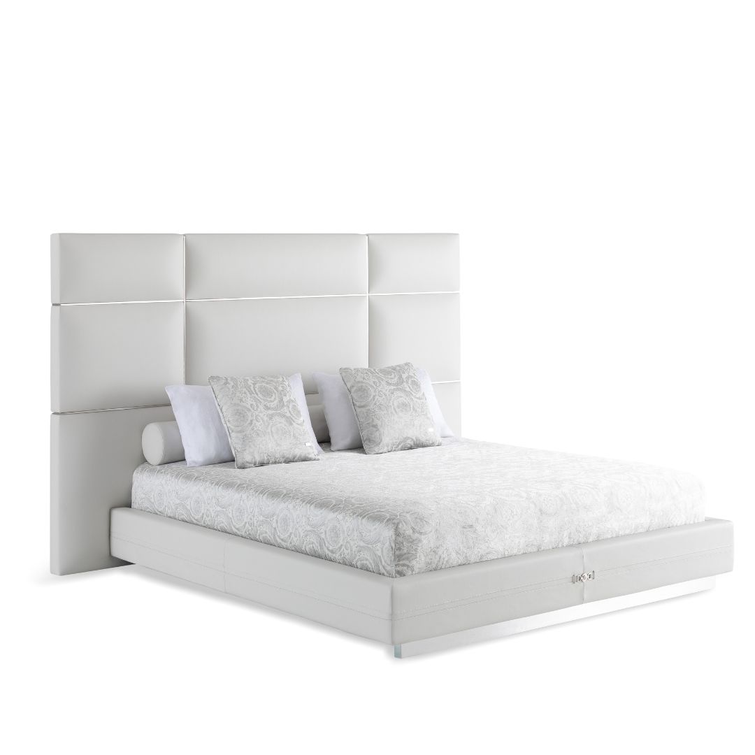 versace-home-furniture-official-dubai-collection-award-winning-showroom