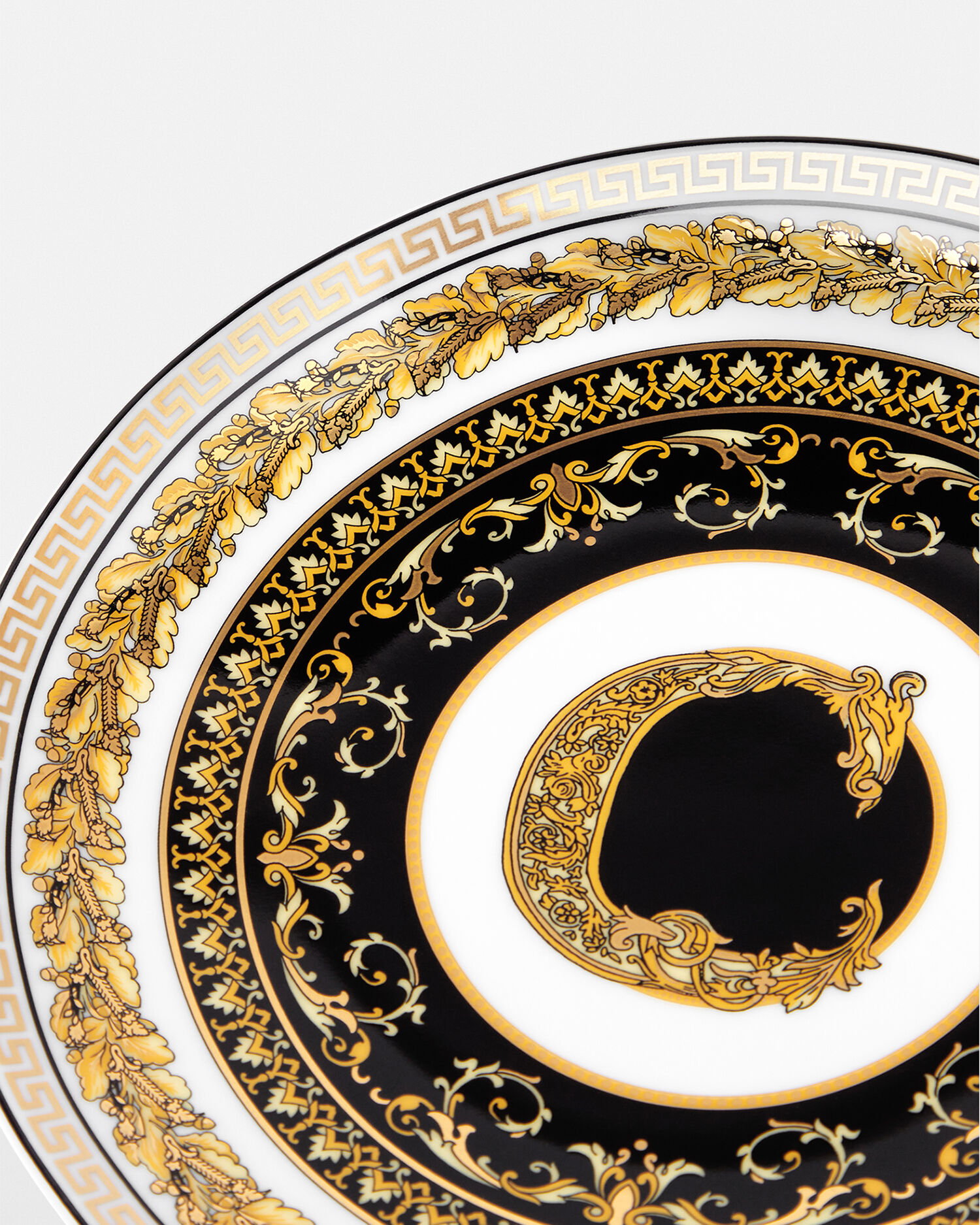 Virtus Alphabet C Plate 17 cm
