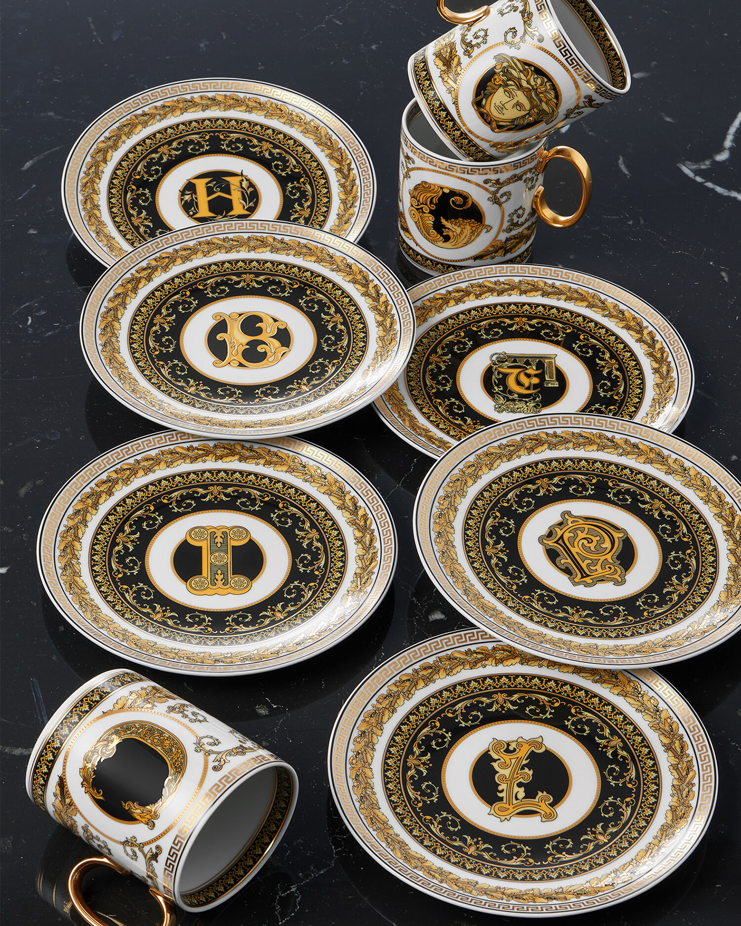 Virtus Alphabet P Plate 17 cm