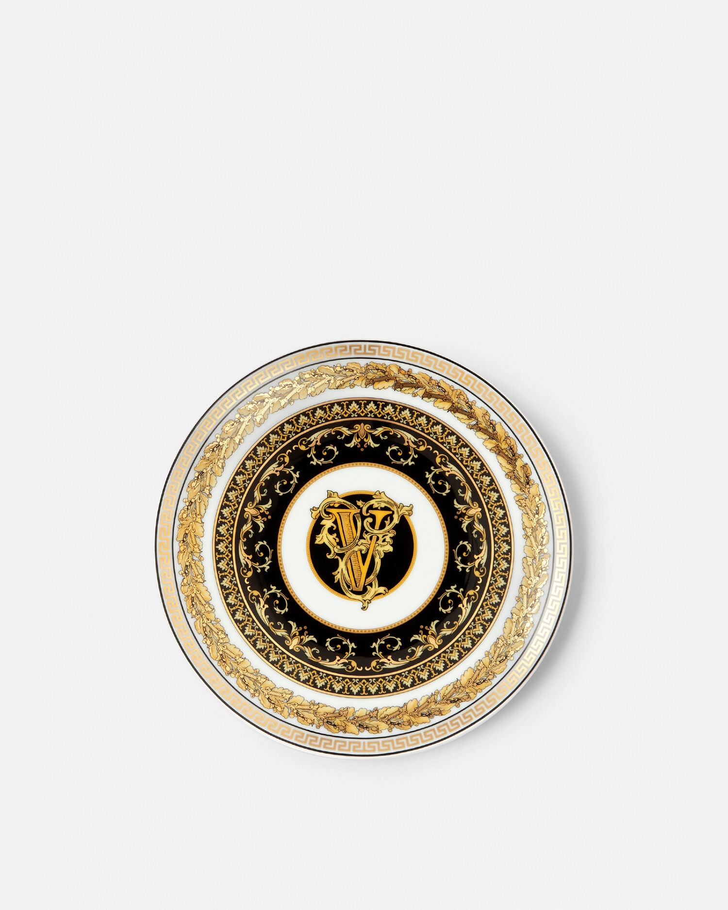Virtus Alphabet V Plate 17 cm