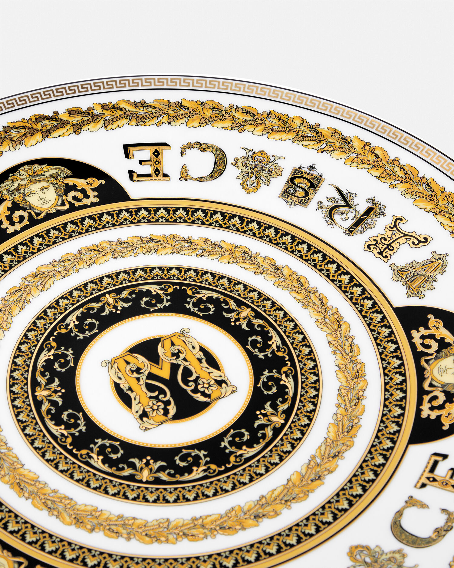Virtus Alphabet M Charger Plate 33 cm