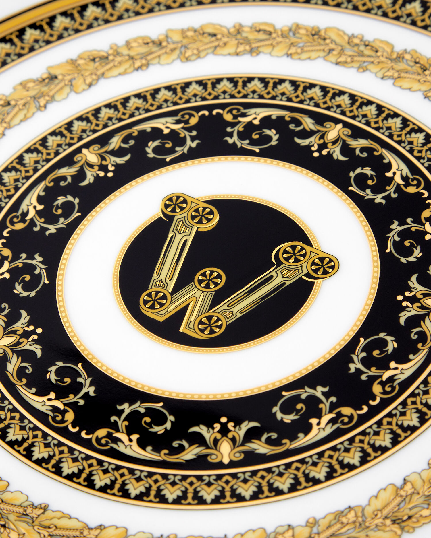 Virtus Alphabet W Charger Plate 33 cm