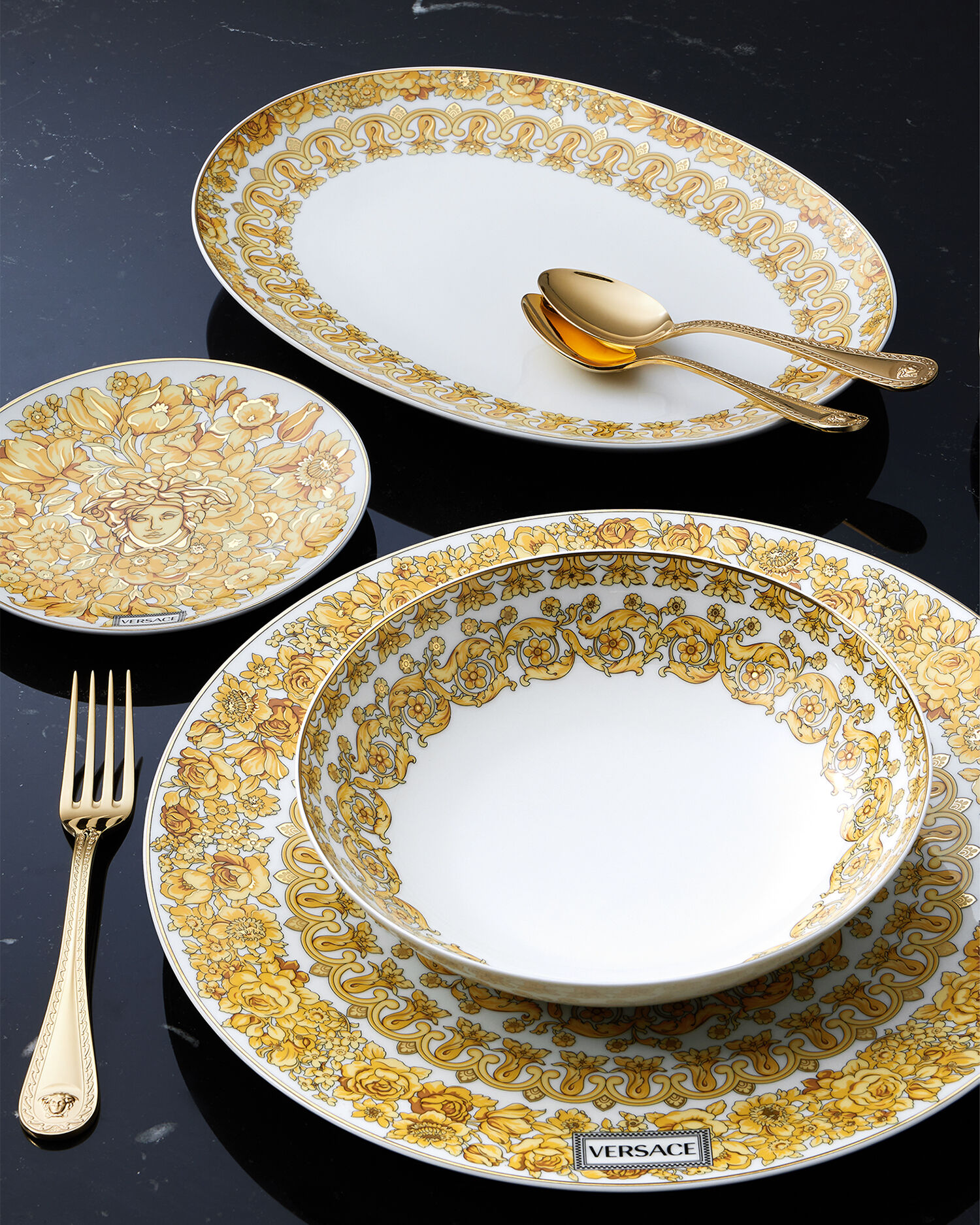 Medusa Rhapsody Soup Plate 22 cm