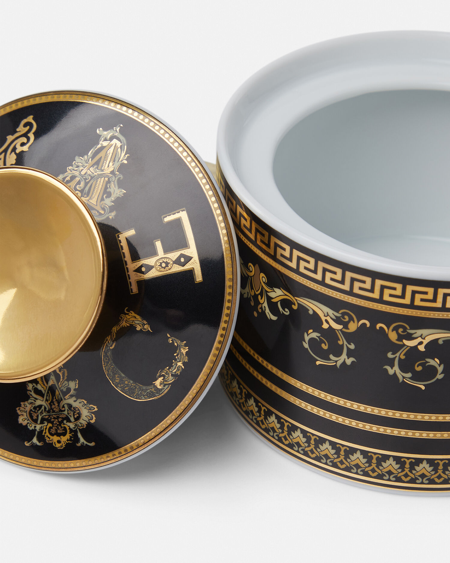 Virtus Gala Sugar Bowl