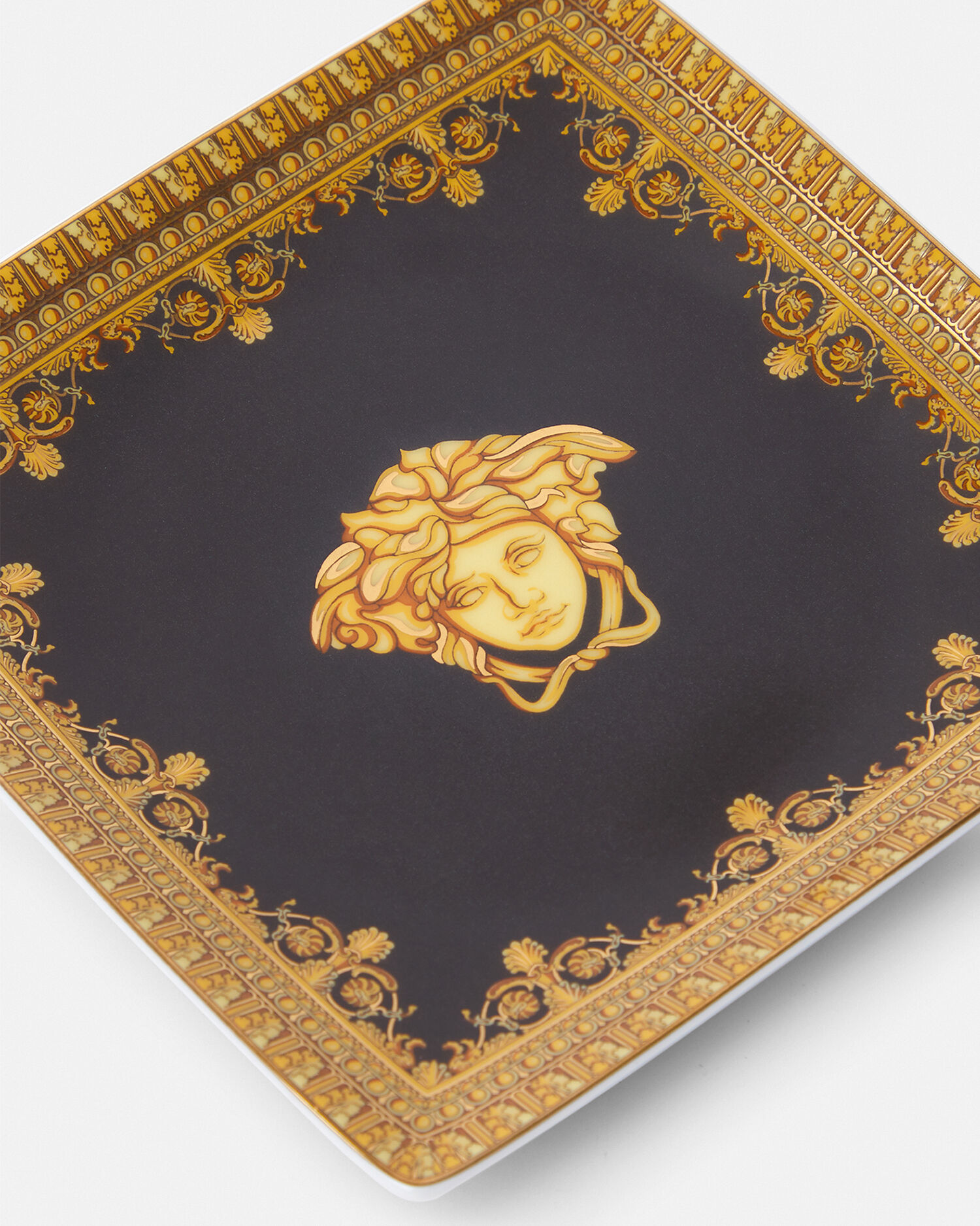 I ♡ Baroque Square Plate Black 12 cm