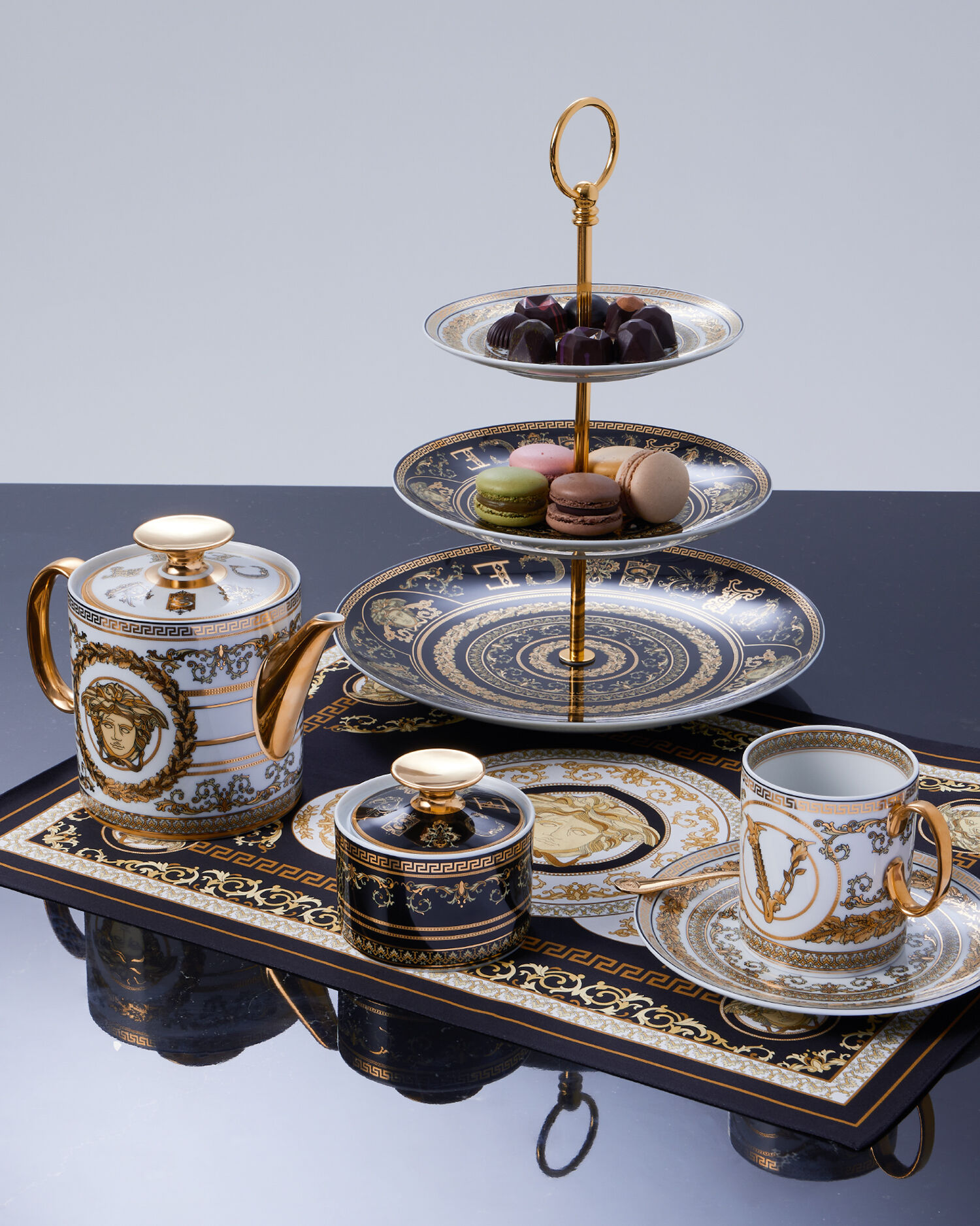 Virtus Gala Etagere