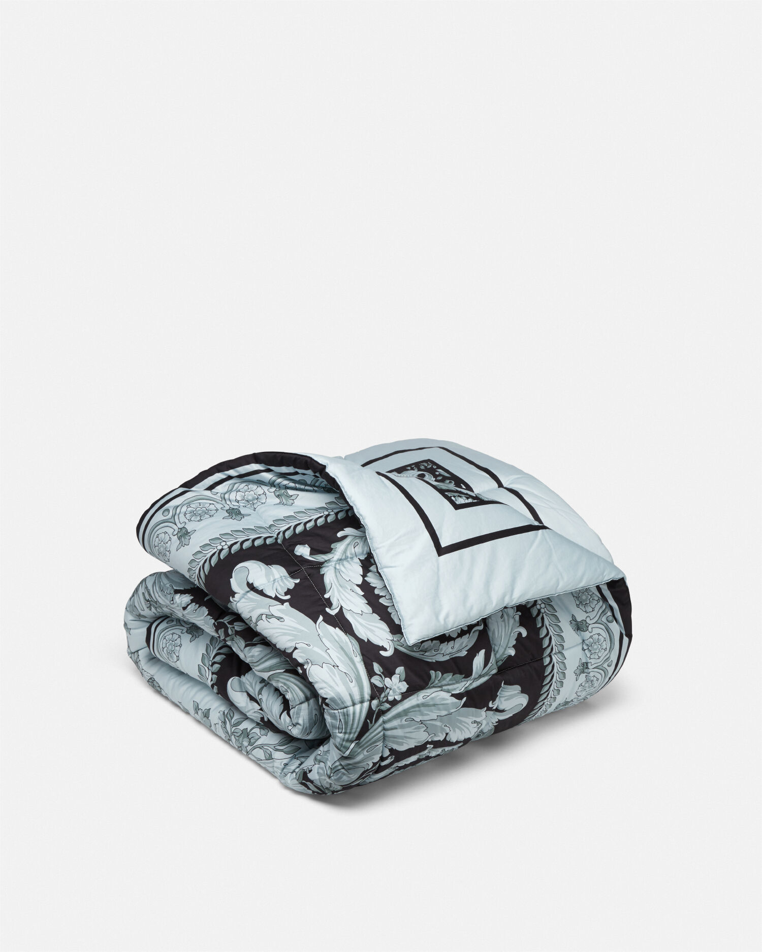 Crete de Fleur Double-Face Comforter Blue