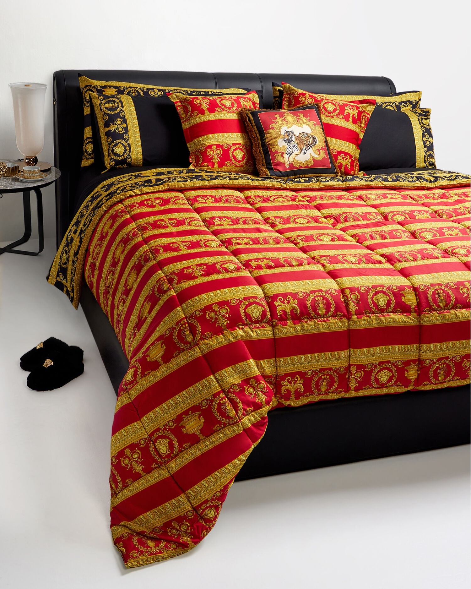 I ♡ Baroque Double-Face Comforter Red