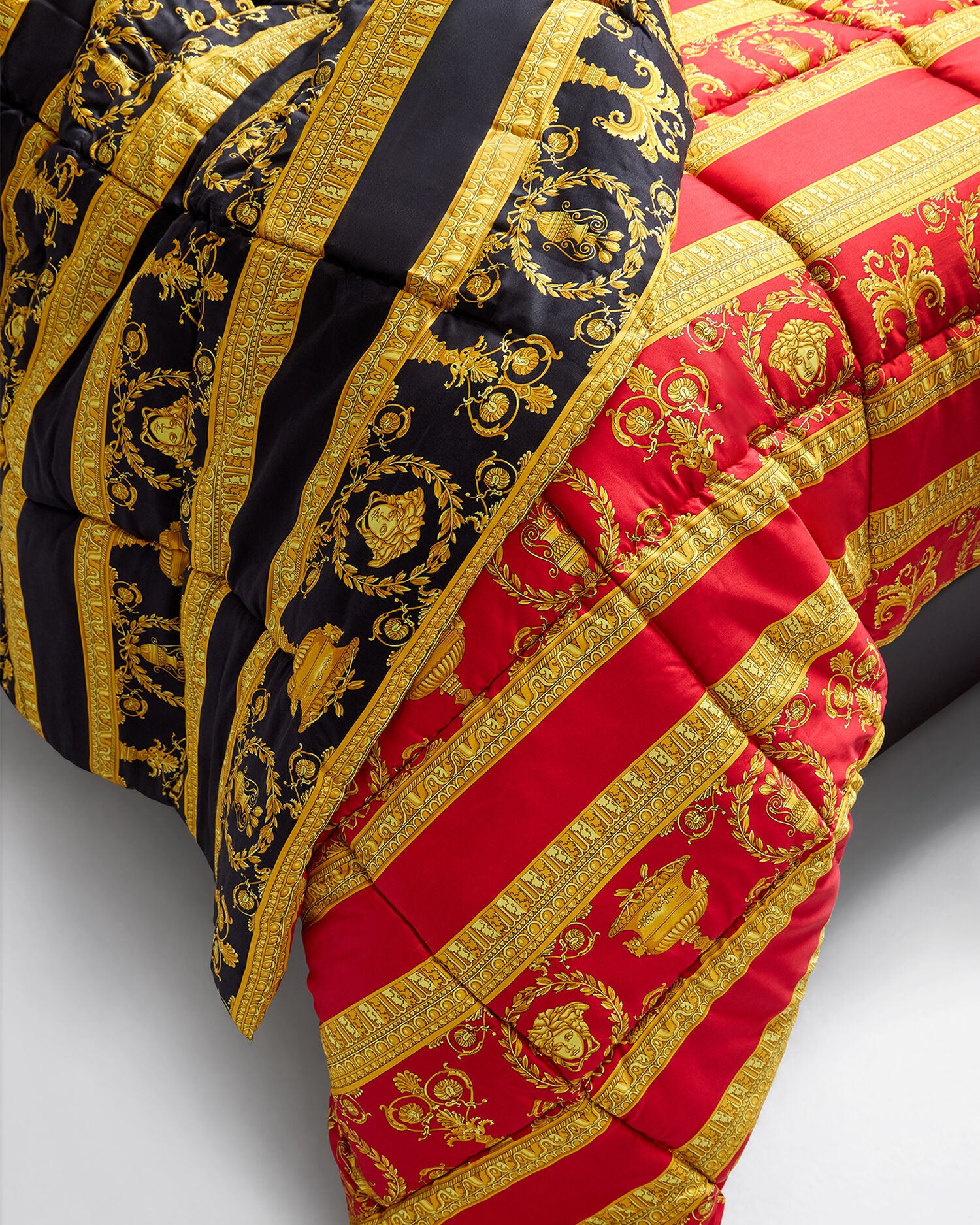 I ♡ Baroque Double-Face Comforter Red