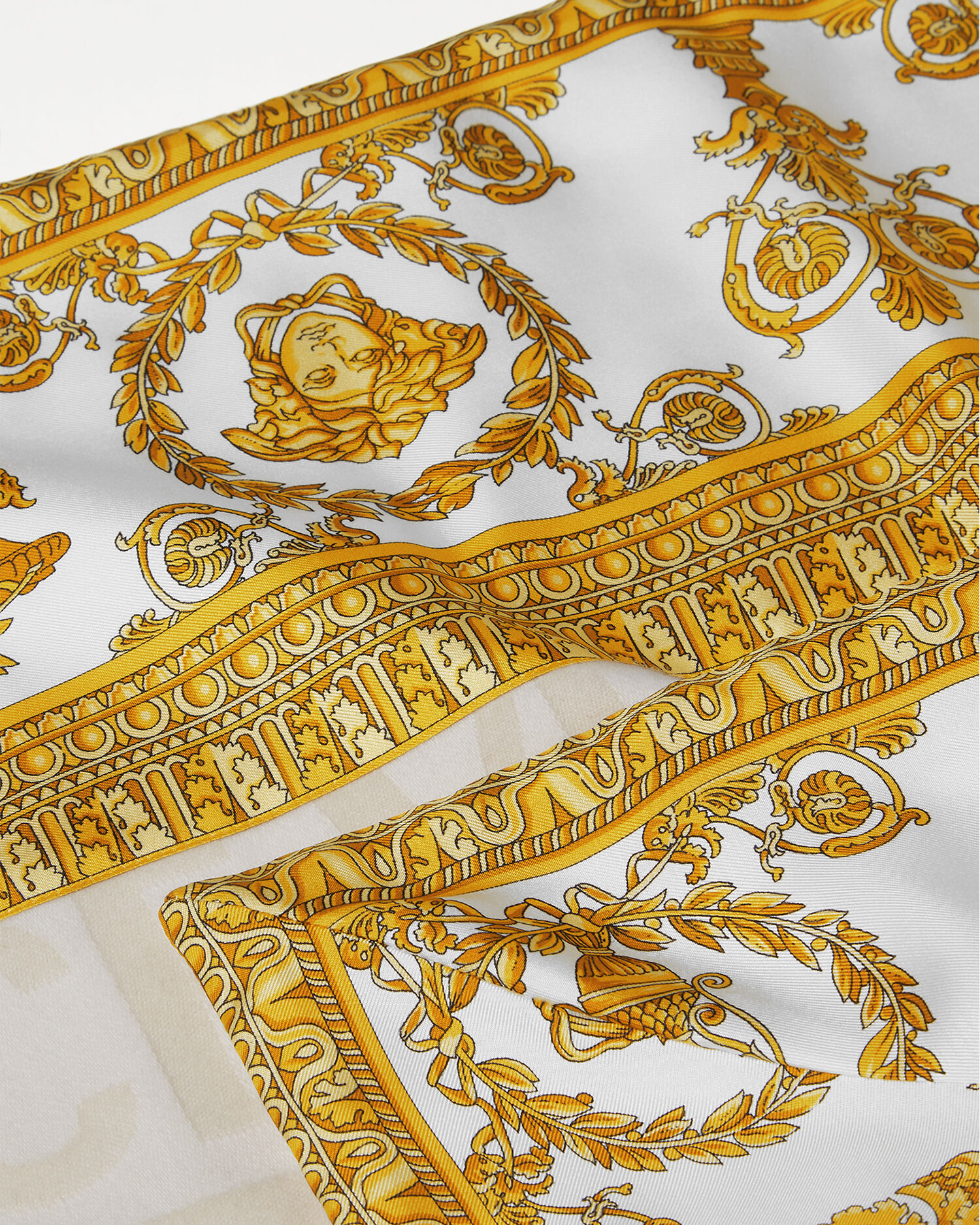I ♡ Baroque Double-Face Blanket Gold