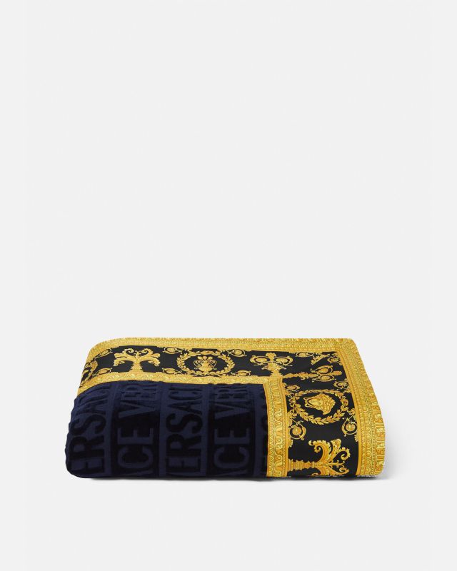 I ♡ Baroque Beach Towel Black
