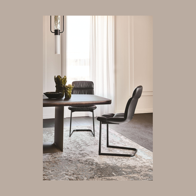 KELLY Cantilever