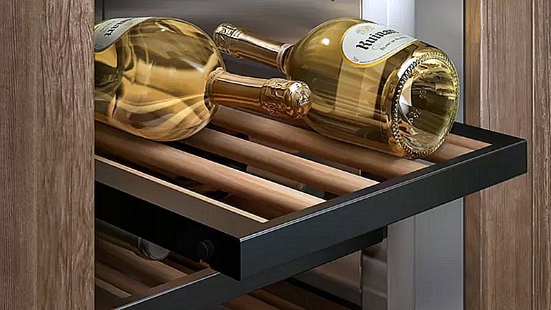 Gaggenau 400 Series Wine Cabinet 212.5 x 45.1 cm, UAE