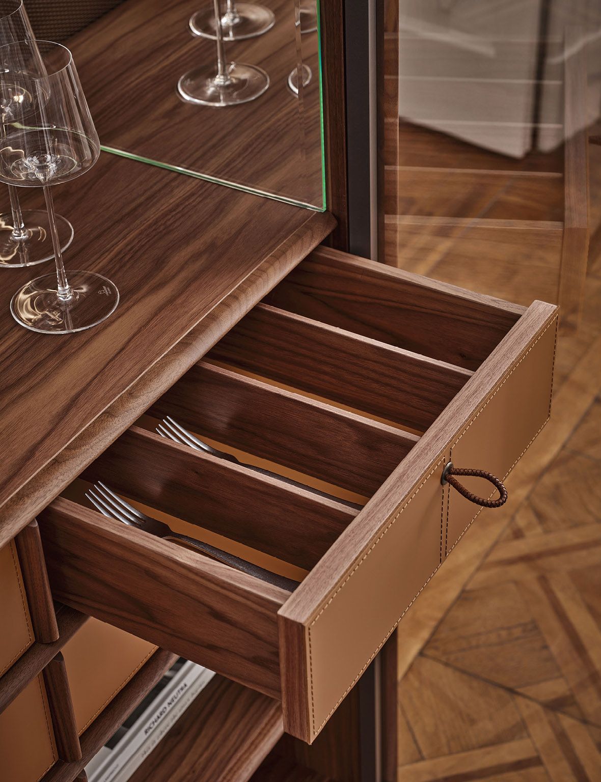 Matics Bar - Porada - Bar — Luxury Italian Furniture Store