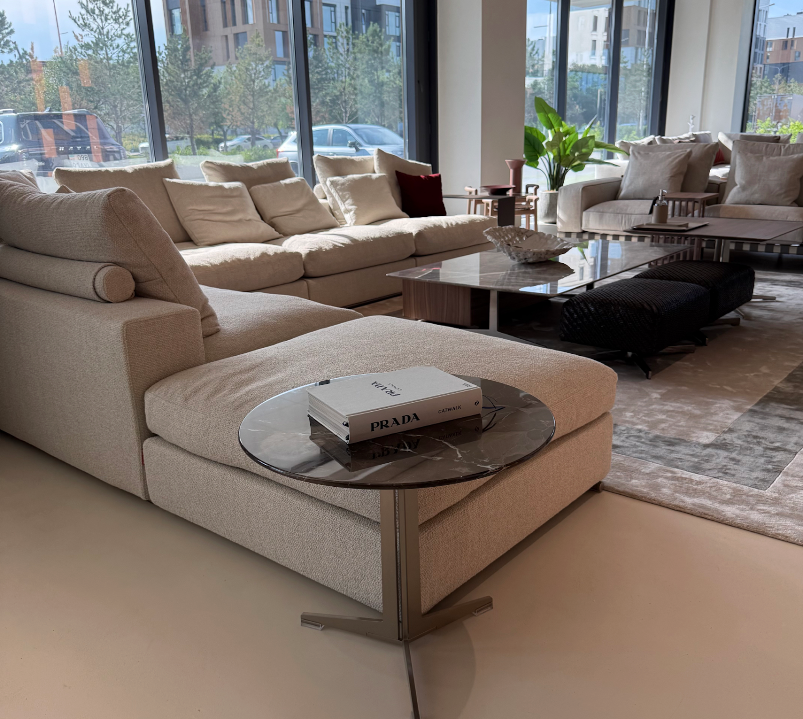 Solomia Home Opens Baxter Flexform Modulnova Monobrand Spaces for Italian Furniture in Astana