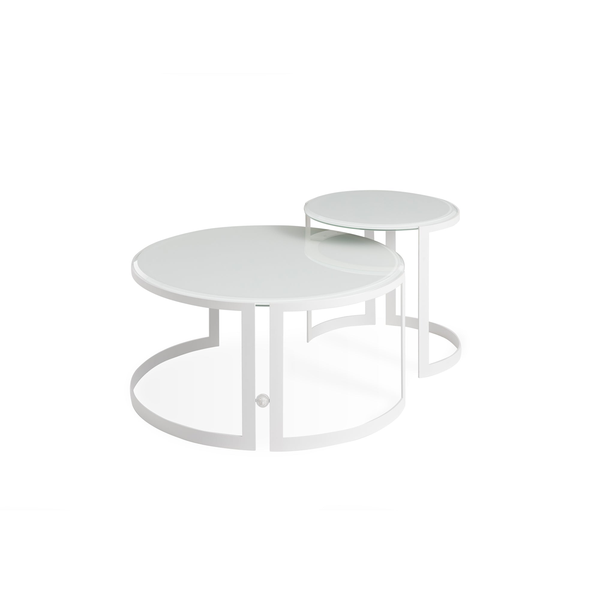 Iconic Round Outdoor coffee table