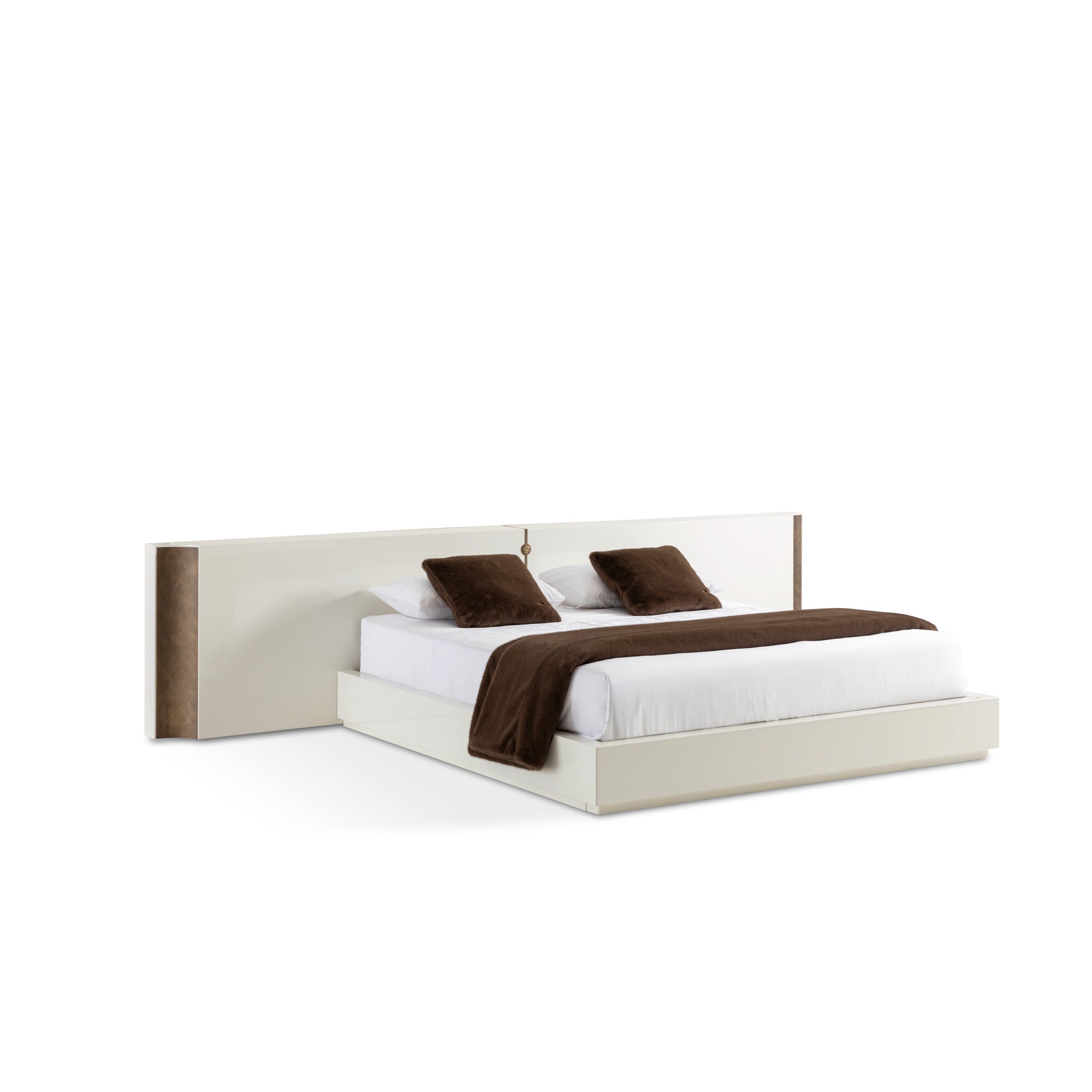 Royal Lacquer bed