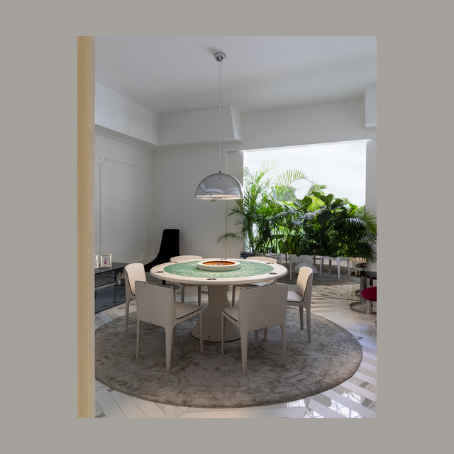 Casinò Royale Roulette Table