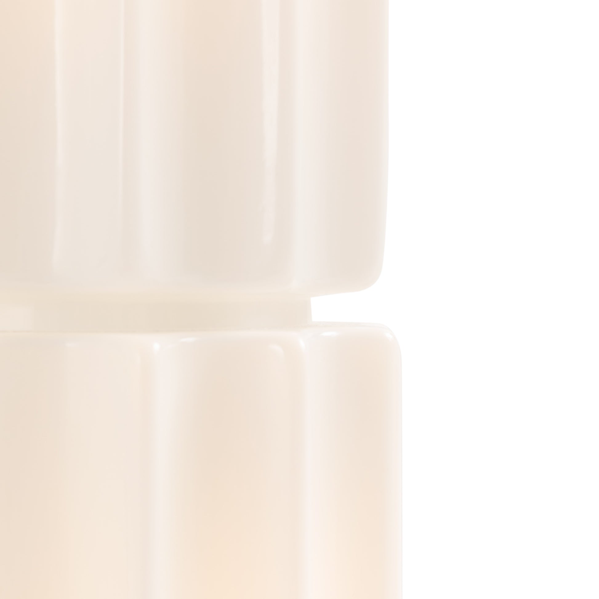 Mouth-blown Murano glass diffuser — column-fluting detail