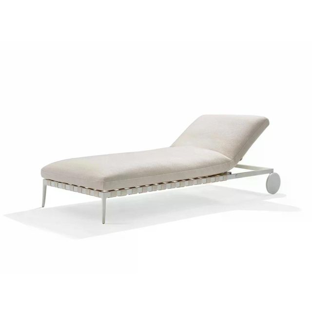 Stiletto Outdoor sunbed